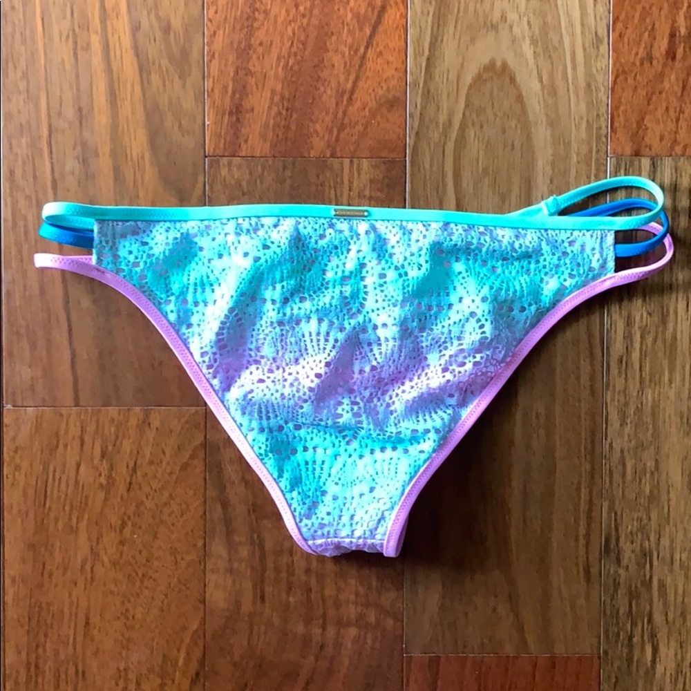Victoria Secret Size M - Picture 2 of 2